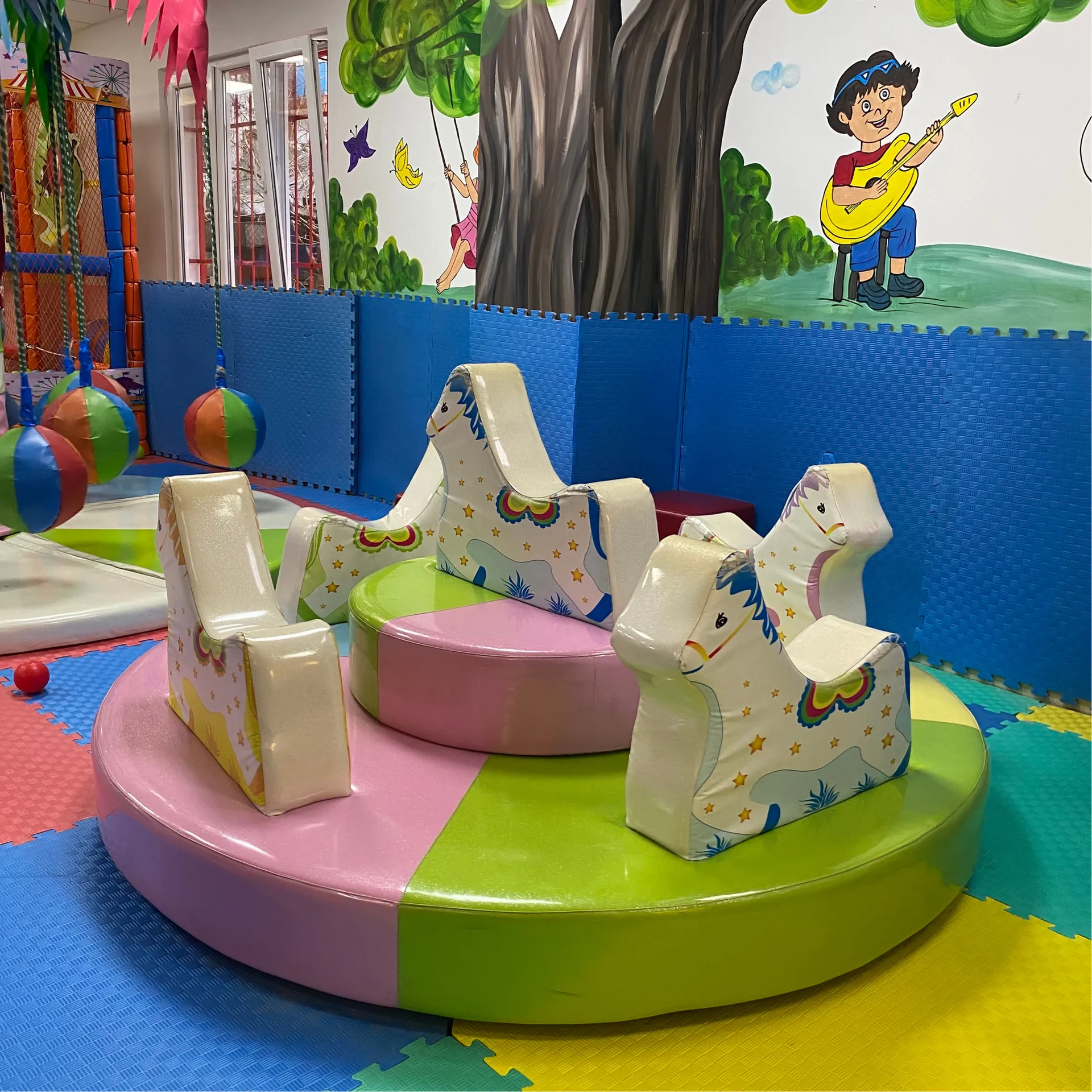 Dönen Atlar – Çekmeköy